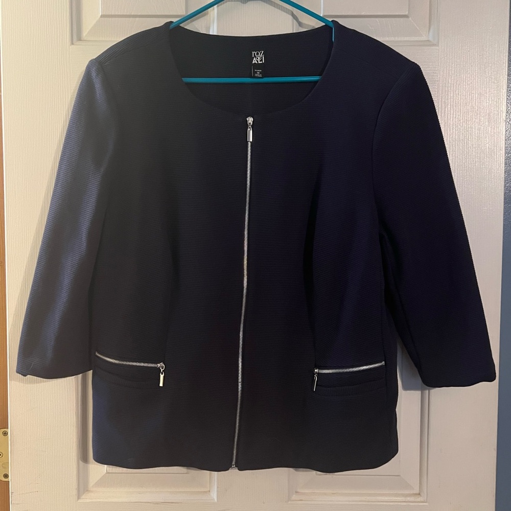 Zip front blazer/coat
